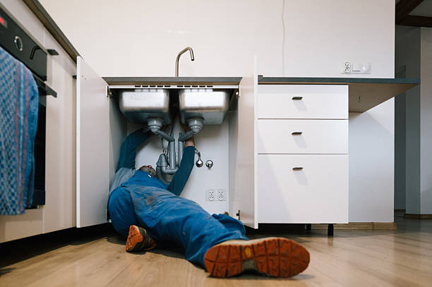 Professional Leak Detection technician working in Copperas Cove, TX
